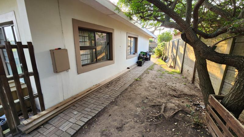 3 Bedroom Property for Sale in C Place Eastern Cape